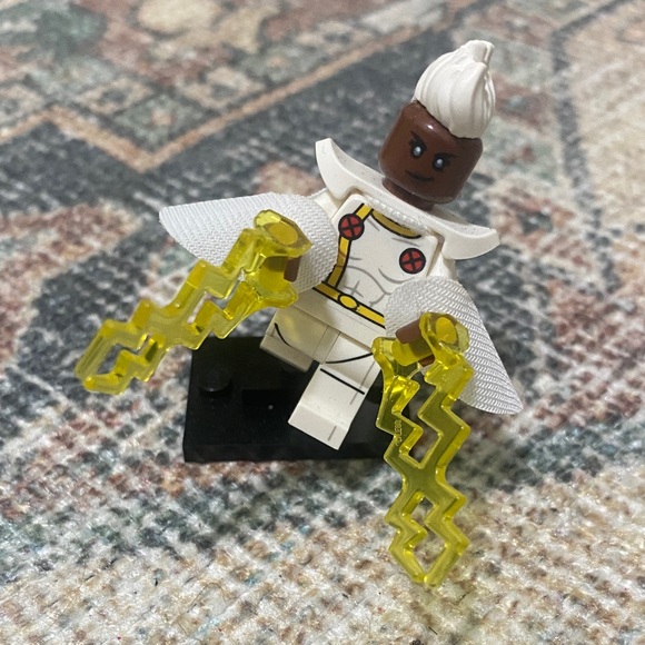 Lego Storm Minifigure MARVEL series 2 - Picture 1 of 3